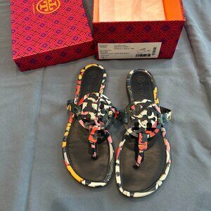 Tory Burch Miller Flat Sandals – Printed Logo Leather – Size 8 – With Box